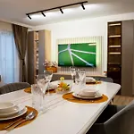 Casa *